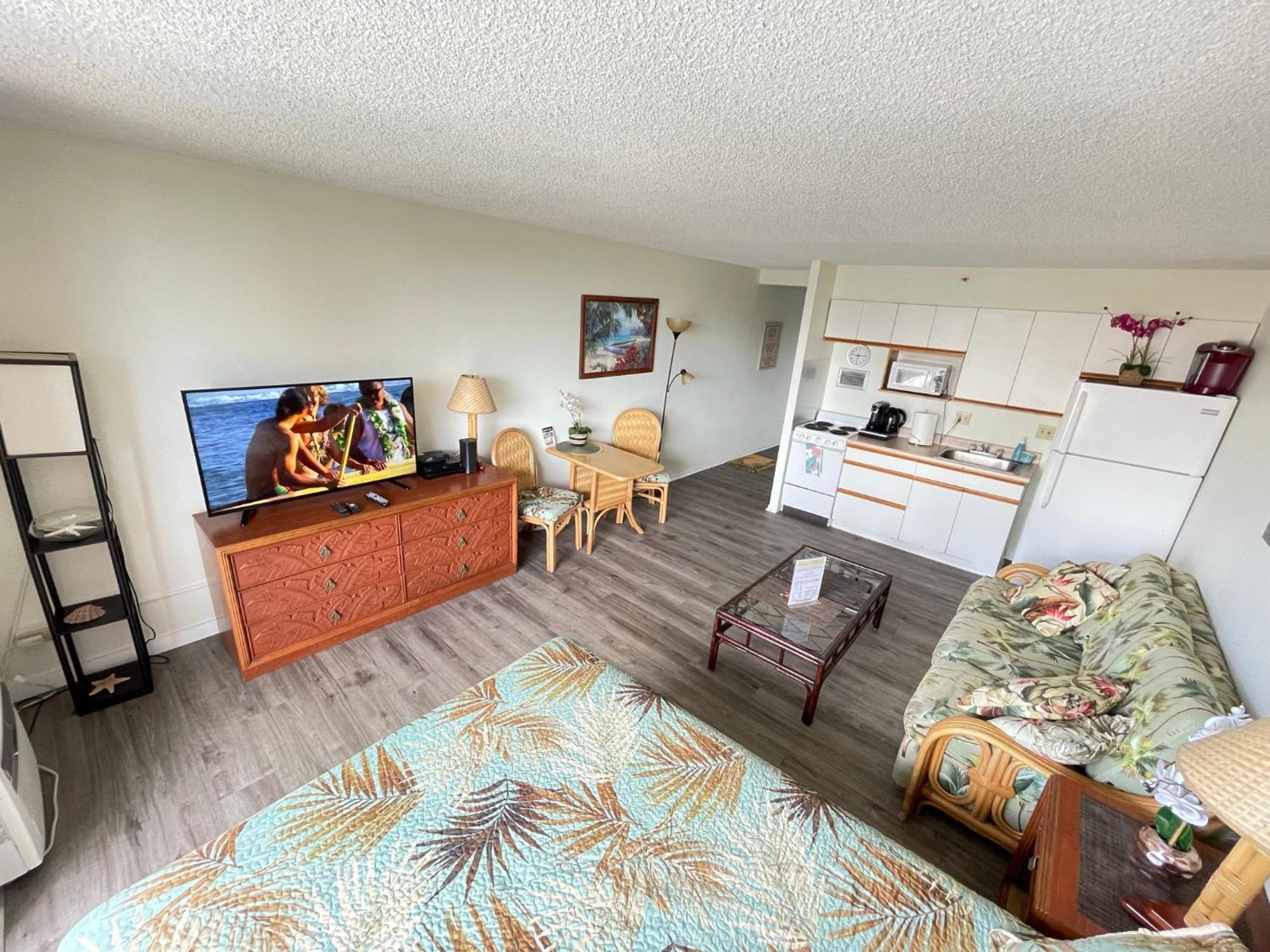 Tropical Studios At Marine Surf Waikiki - Free Parking - Best Location - Full Kitchen - Swimming Pool Гонолулу Екстер'єр фото